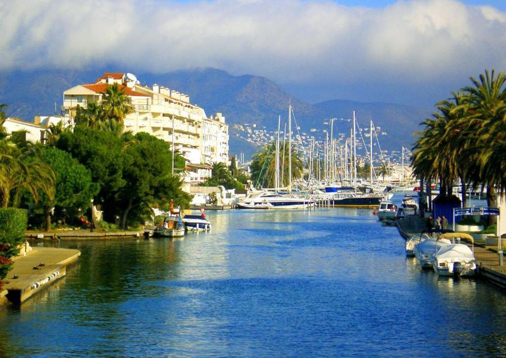 Apartamento PRECIOSAS VISTAS Y tranquilidad al lado del mar PORT GREC Ampuriabrava Exterior foto